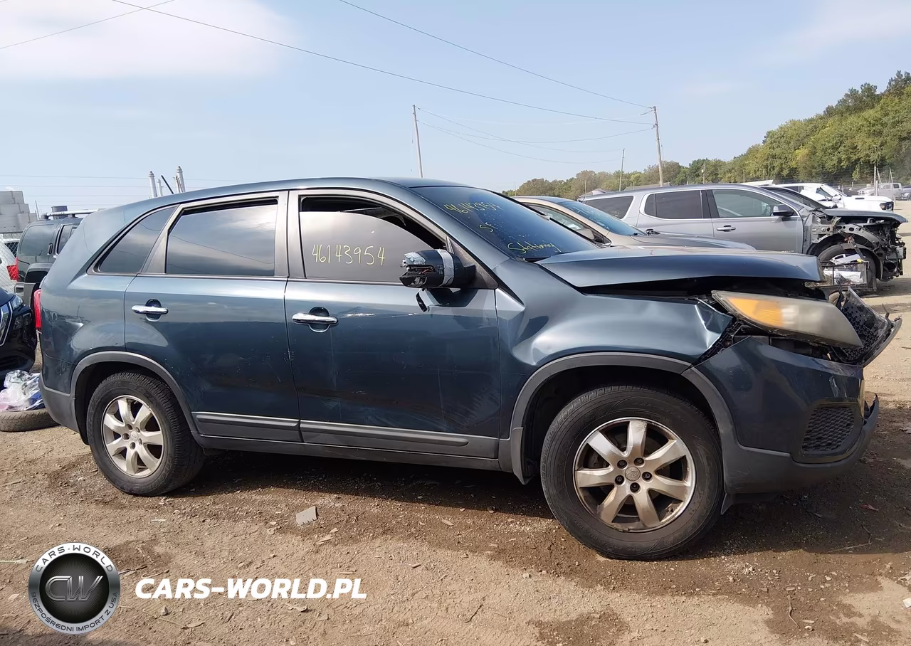 2011 Kia Sorento Lx VIN:5XYKT3A18BG179796 - 12