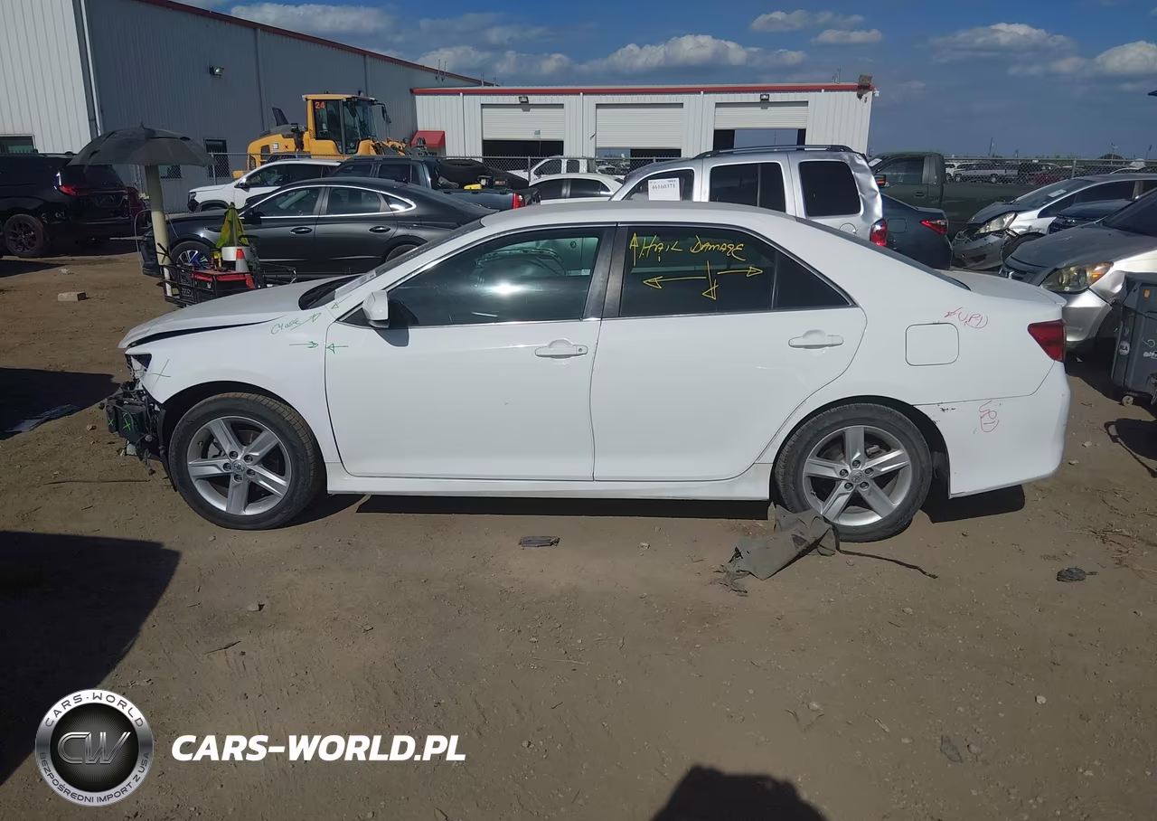 2014 Toyota Camry Se VIN:4T1BF1FKXEU839218 - 15