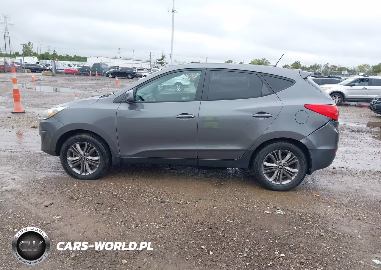 2015 Hyundai Tucson Gls VIN:KM8JT3AF1FU027673 - 14