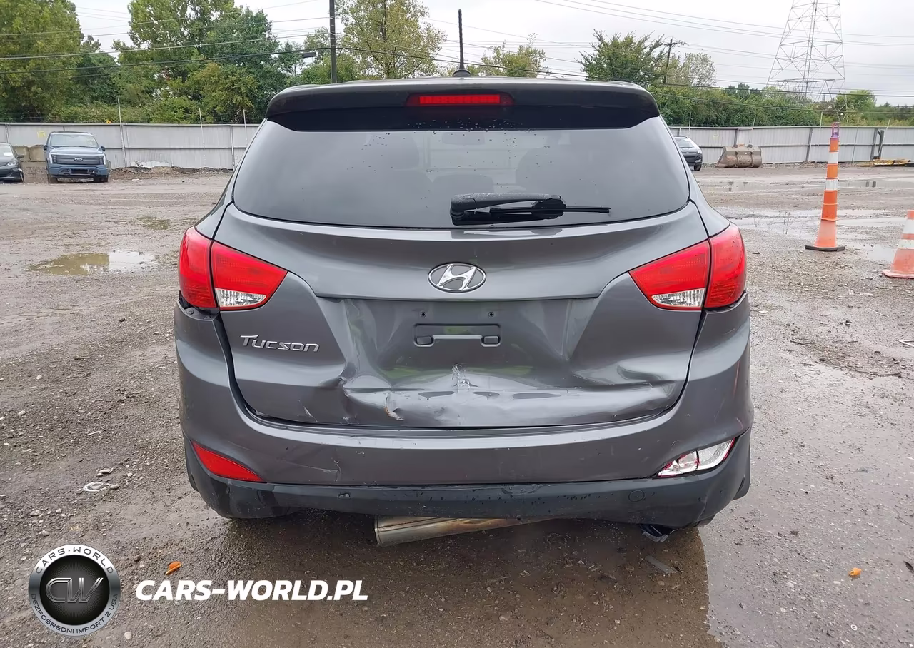 2015 Hyundai Tucson Gls VIN:KM8JT3AF1FU027673 - 6