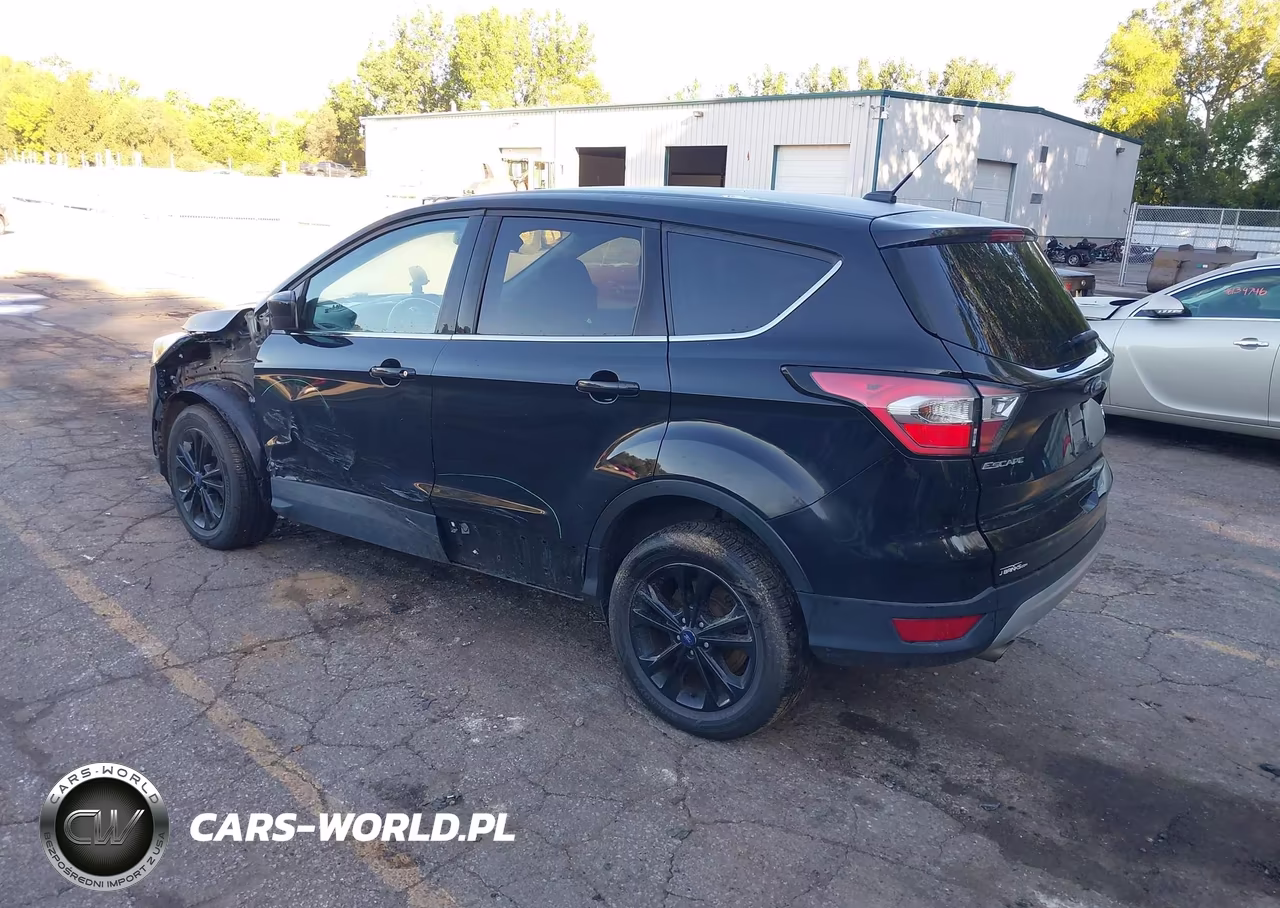 2017 Ford Escape Se VIN:1FMCU9GD7HUB70368 - 3