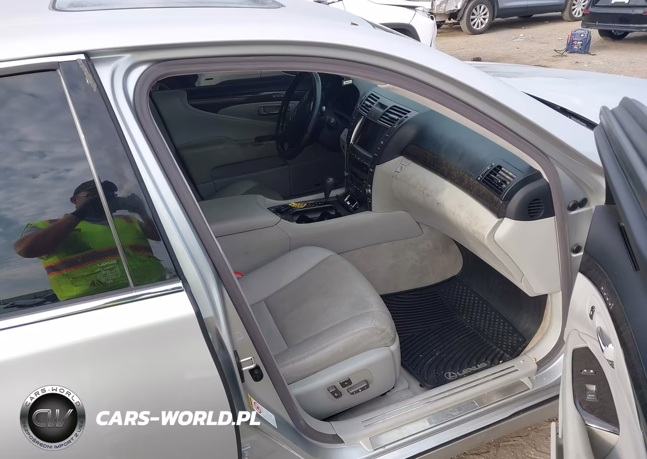 2009 Lexus Ls 460 VIN:JTHCL46F195002989 - 5