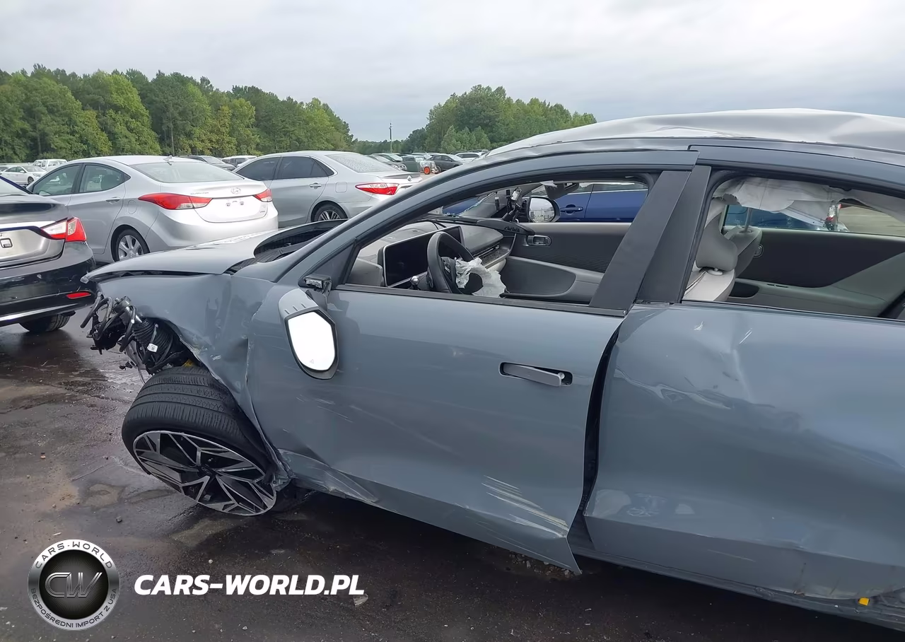 2023 Hyundai Ioniq 6 Sel VIN:KMHM34AA4PA032232 - 24