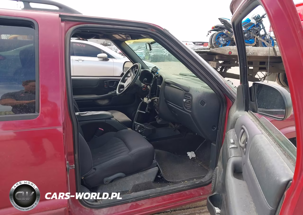 2003 Chevrolet Blazer Ls VIN:1GNDT13X73K136052 - 5