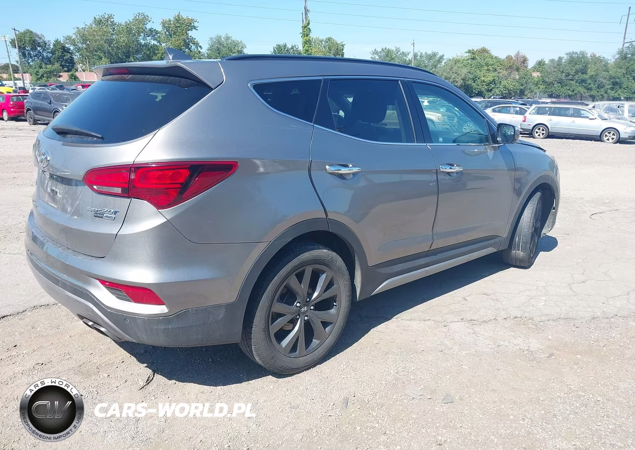 2017 Hyundai Santa Fe Sport 2.0T Ultimate VIN:5XYZWDLA6HG423284 - 4