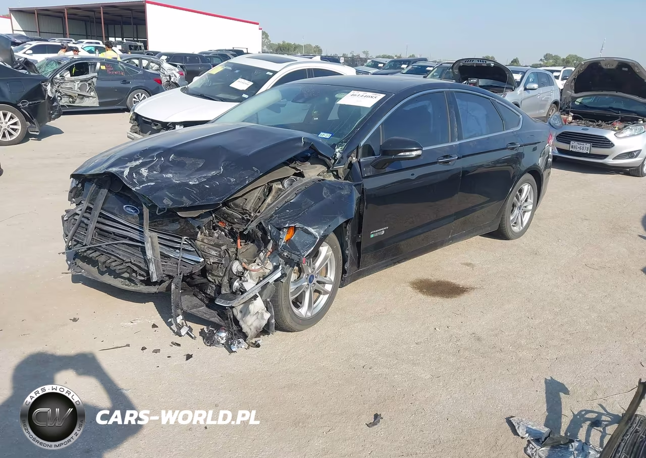 2015 Ford Fusion Energi Titanium VIN:3FA6P0SU9FR202243 - 2
