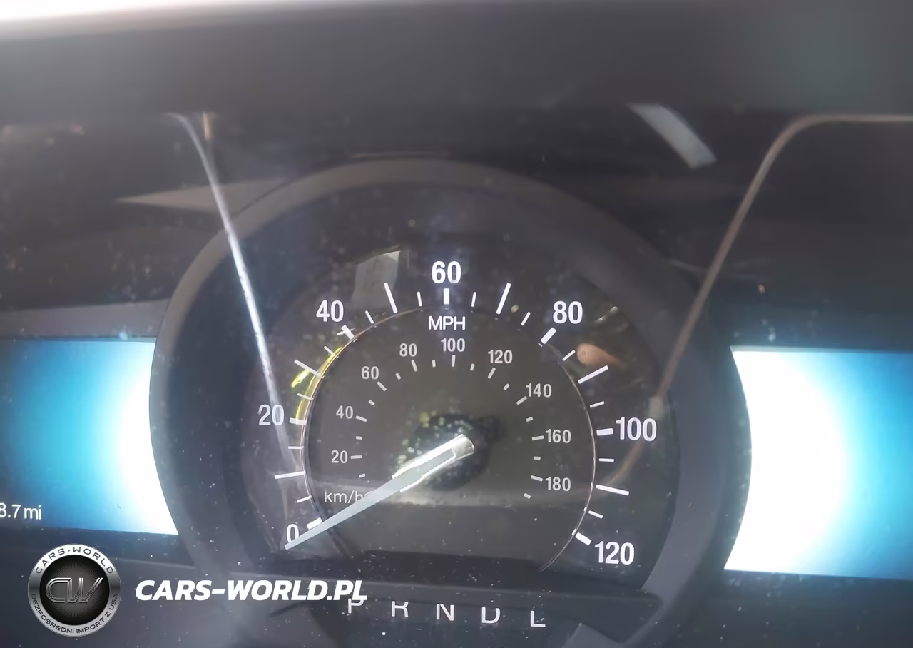 2015 Ford Fusion Energi Titanium VIN:3FA6P0SU9FR202243 - 7