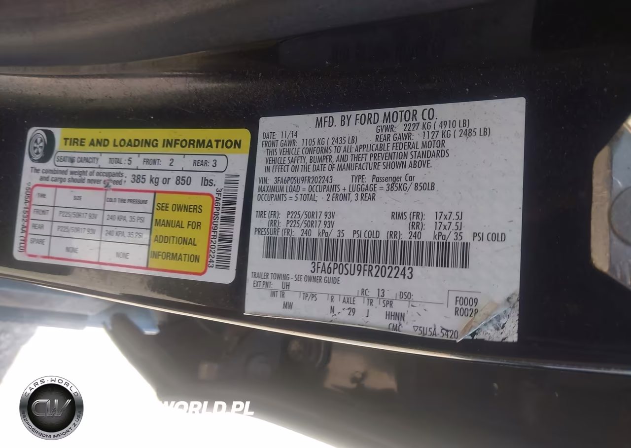 2015 Ford Fusion Energi Titanium VIN:3FA6P0SU9FR202243 - 9