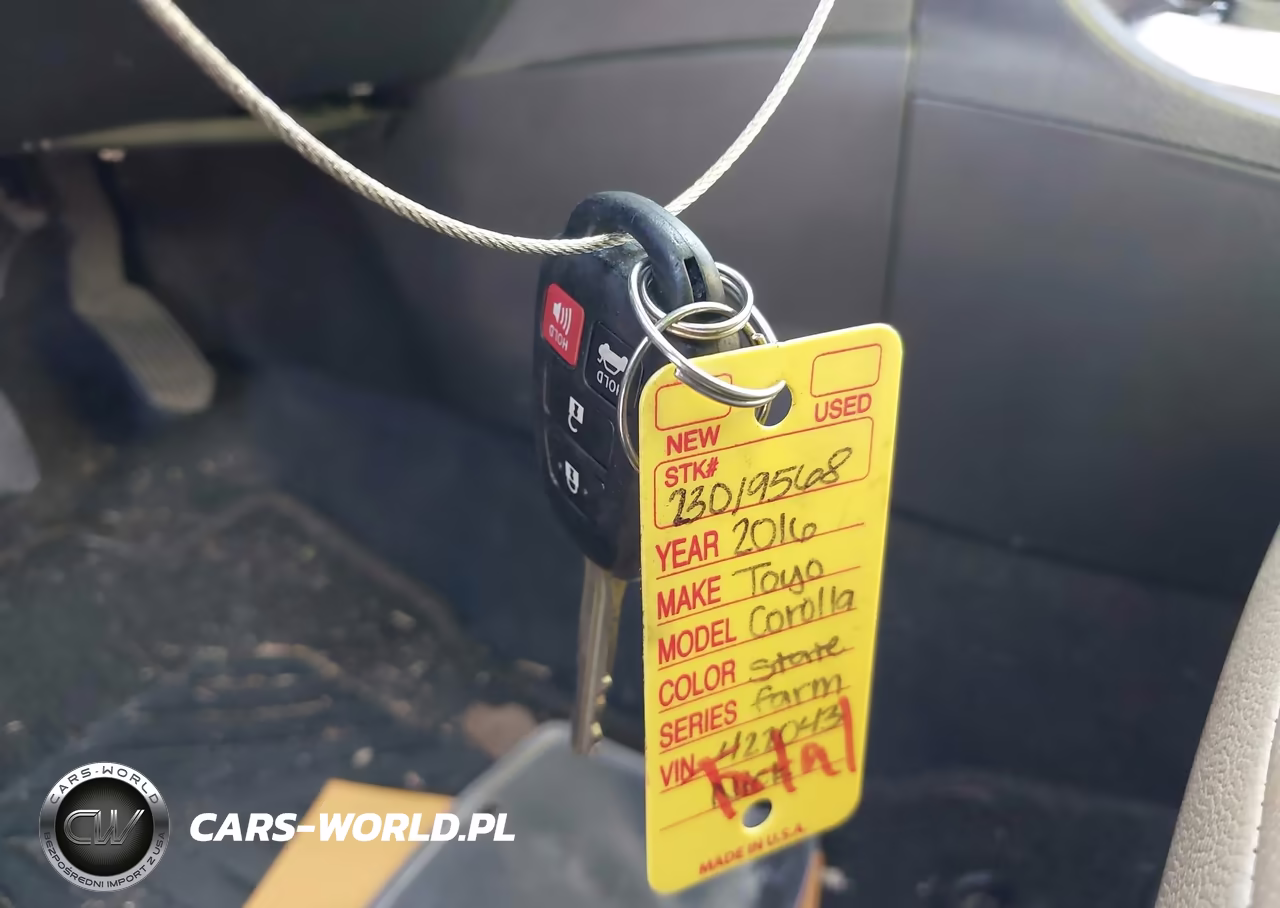 2016 Toyota Corolla Le VIN:5YFBURHE9GP422043 - 11