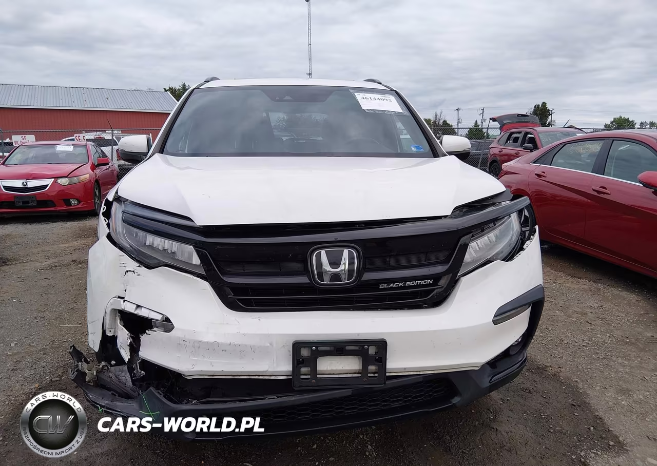 2021 Honda Pilot Black VIN:5FNYF6H78MB041988 - 12