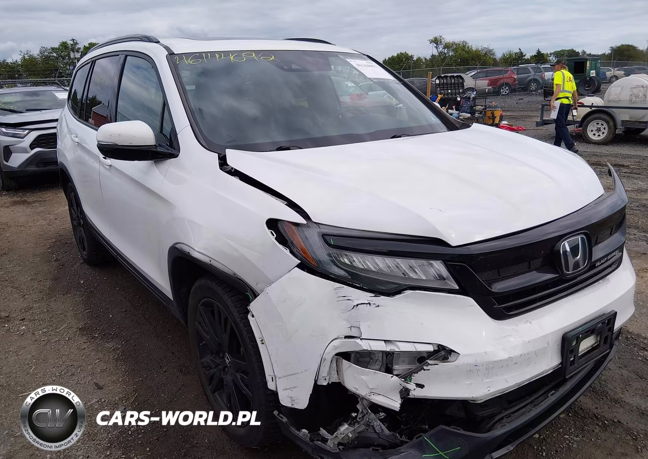 2021 Honda Pilot Black VIN:5FNYF6H78MB041988 - 6