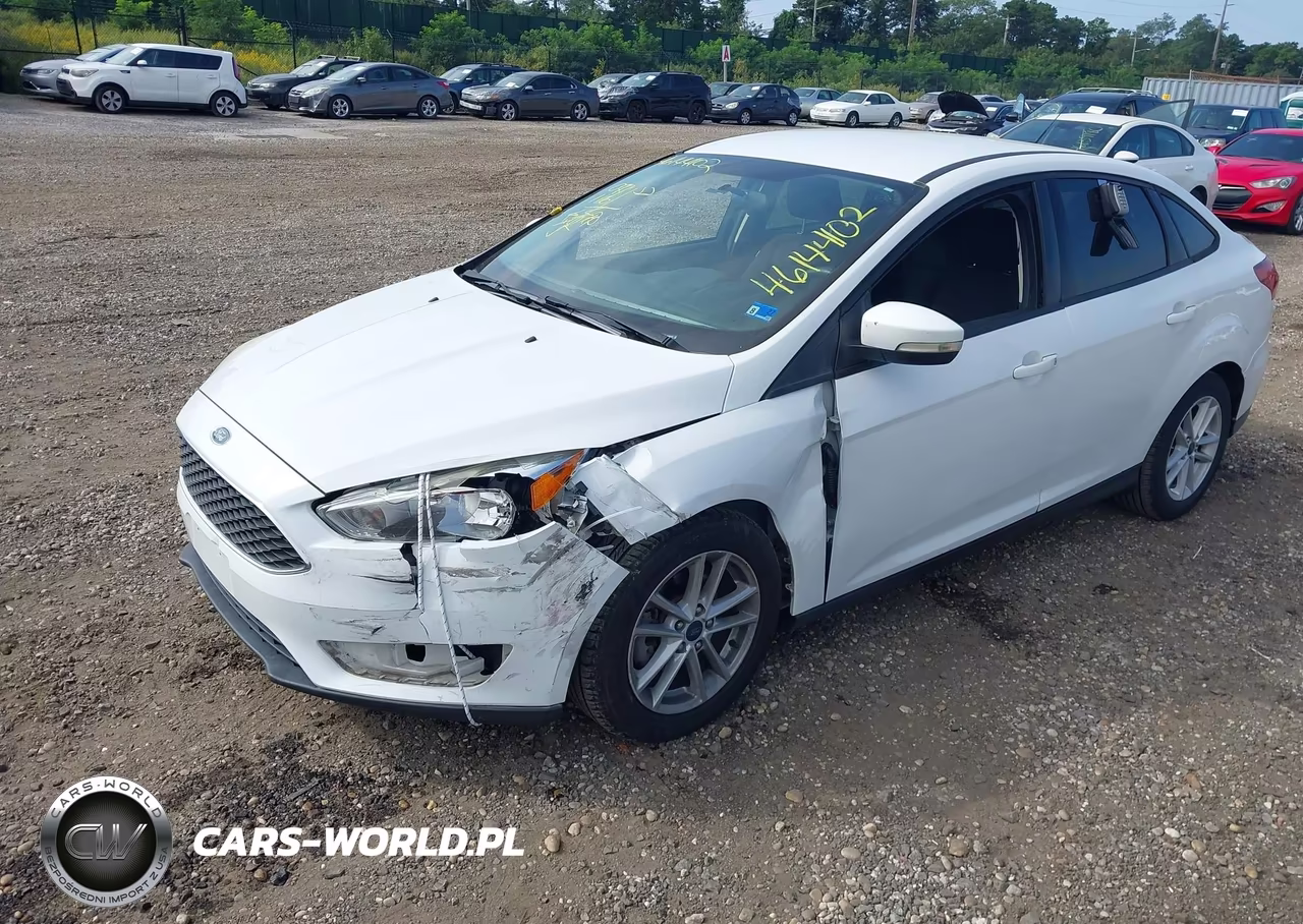 2017 Ford Focus Se VIN:1FADP3F2XHL300040 - 2