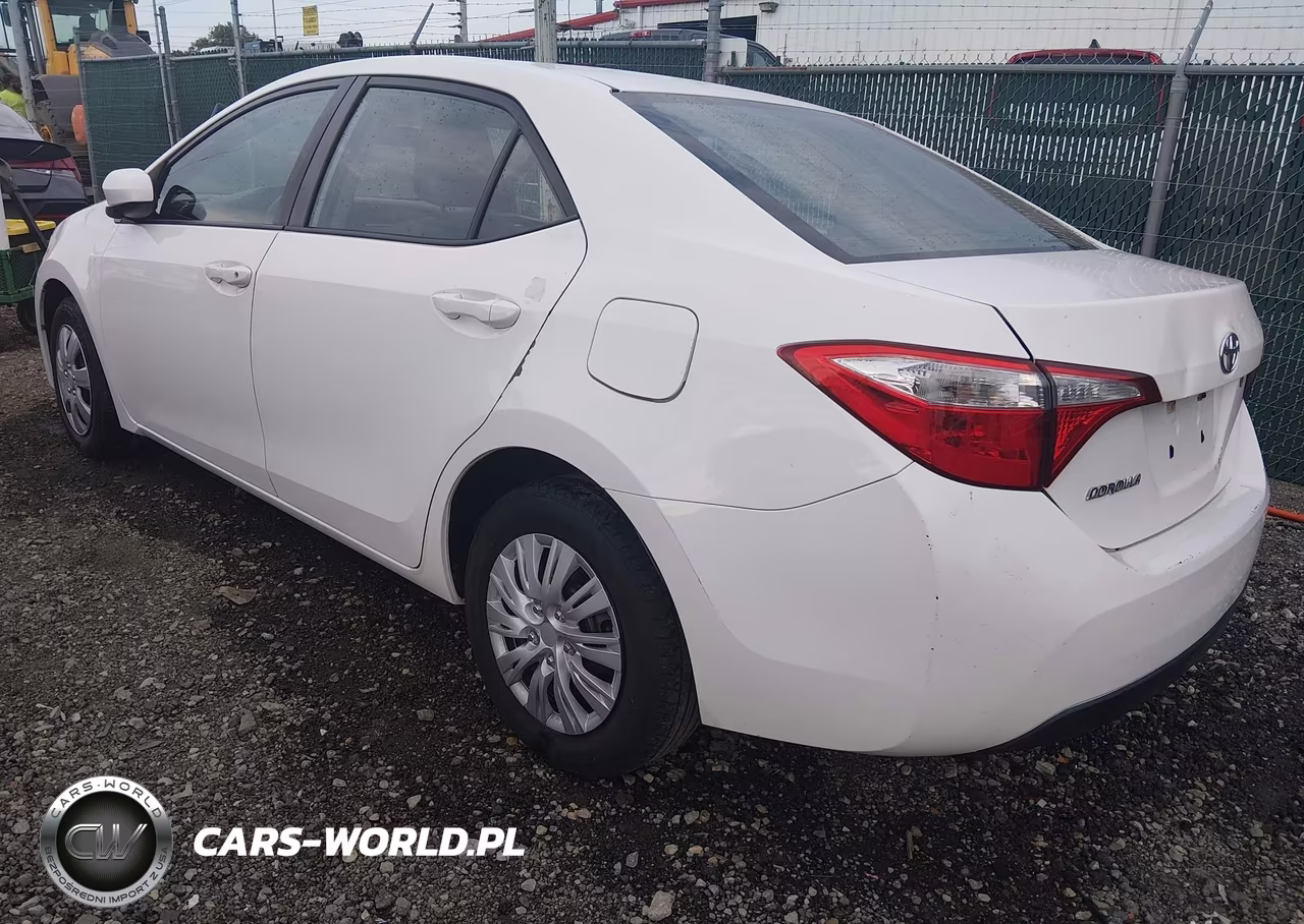 2014 Toyota Corolla L VIN:5YFBURHE1EP129959 - 3