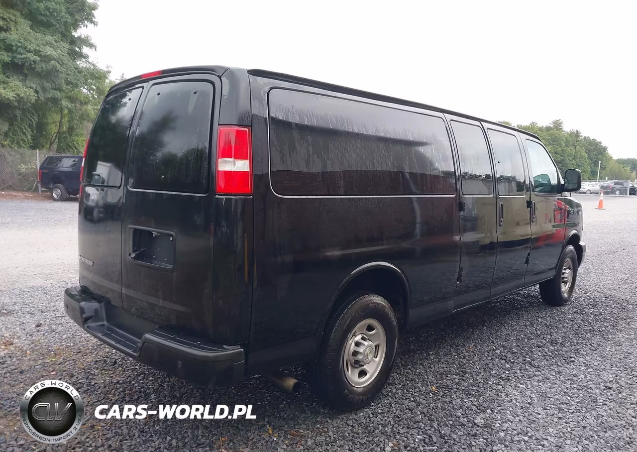 2020 Chevrolet Express Passenger Rwd 3500 Extended Wheelbase Ls VIN:1GAZGNFP8L1272095 - 4