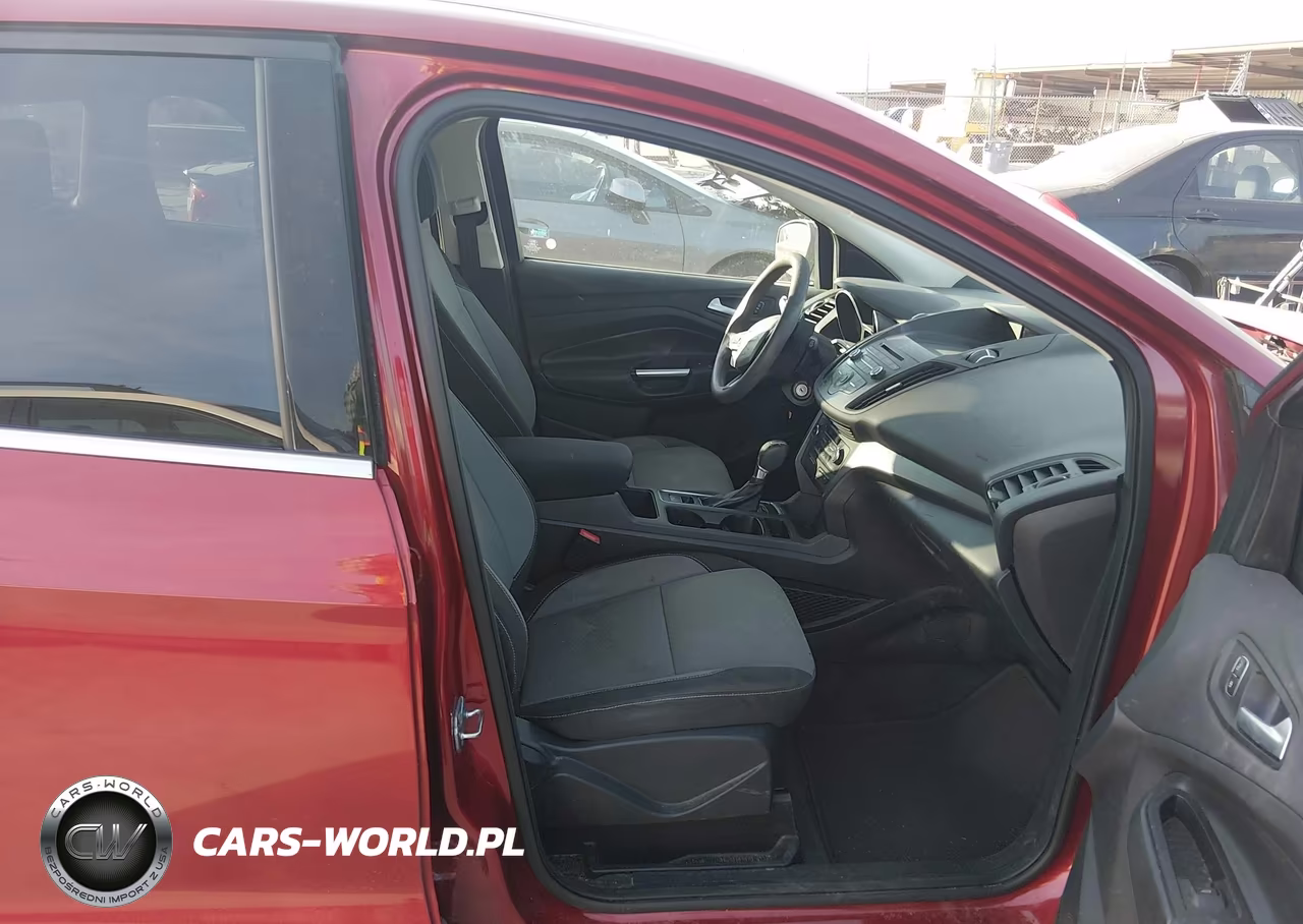 2017 Ford Escape Se VIN:1FMCU0GD7HUC33934 - 5
