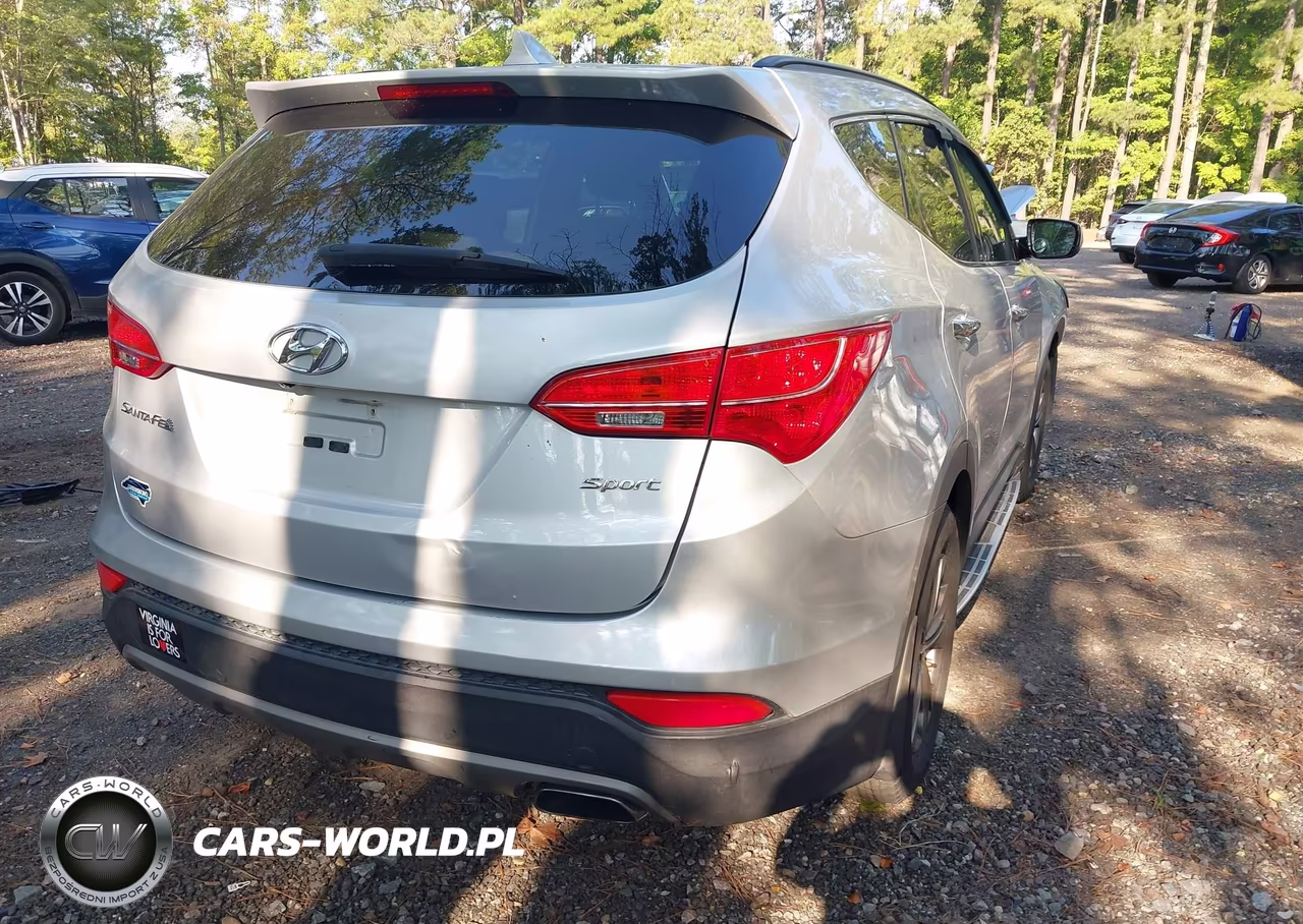 2014 Hyundai Santa Fe Sport 2.4L VIN:5XYZU3LB6EG222828 - 4