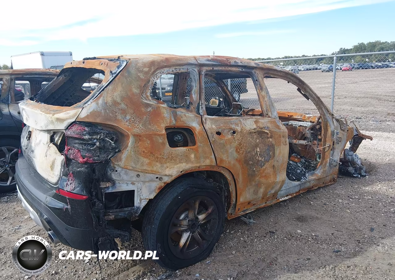 2021 BMW X3 xDrive30I VIN:5UXTY5C02M9F52312 - 4