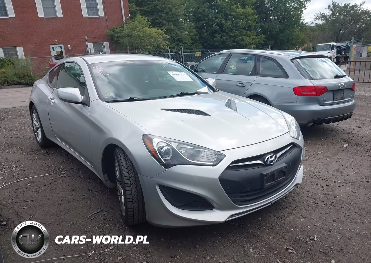 2013 Hyundai Genesis 2.0T