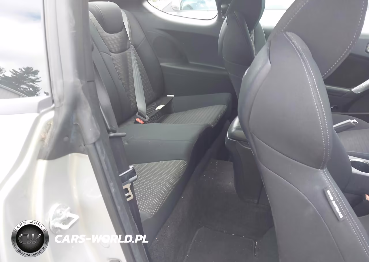 2013 Hyundai Genesis 2.0T VIN:KMHHT6KD1DU110739 - 8