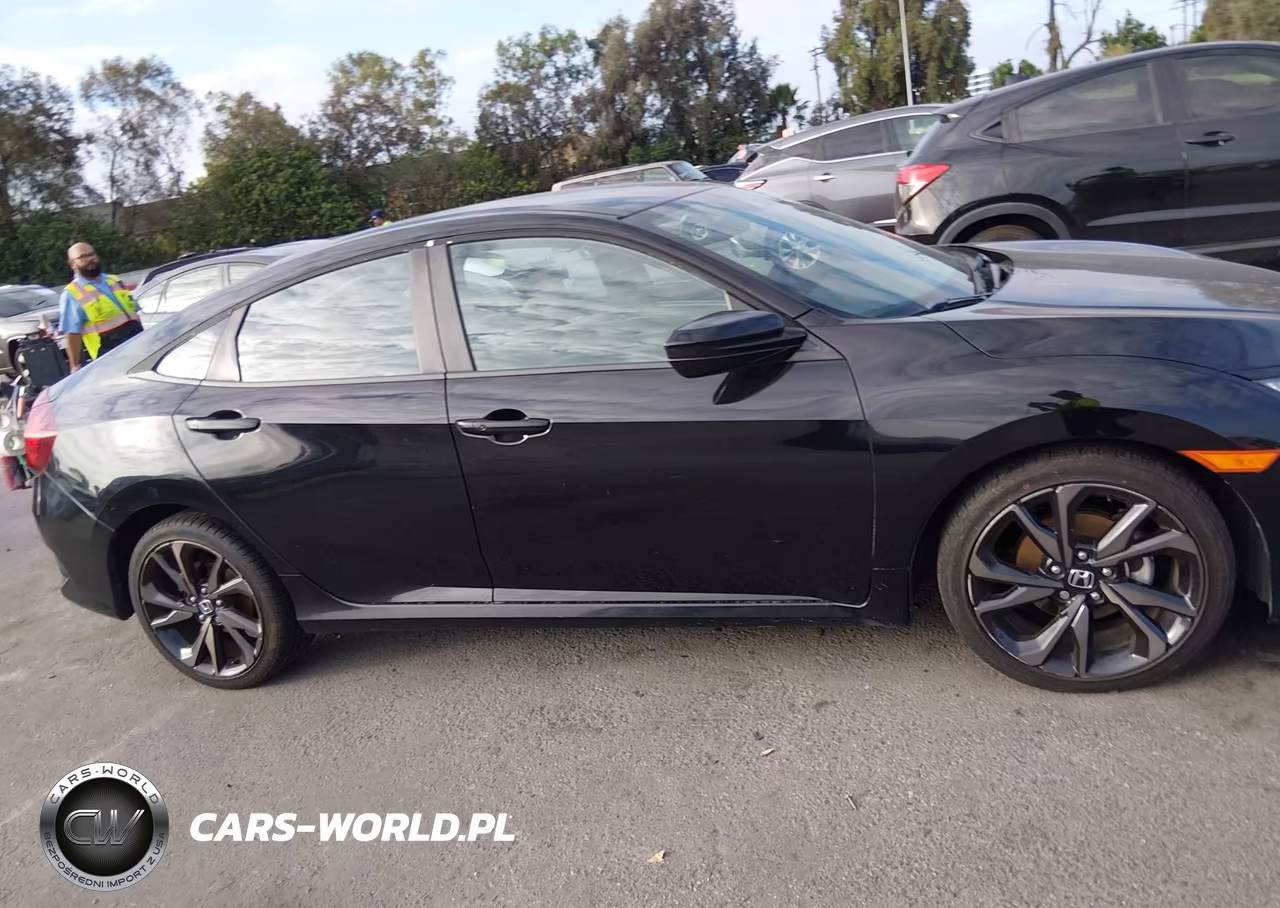 2019 Honda Civic Sport VIN:19XFC2F89KE202971 - 13