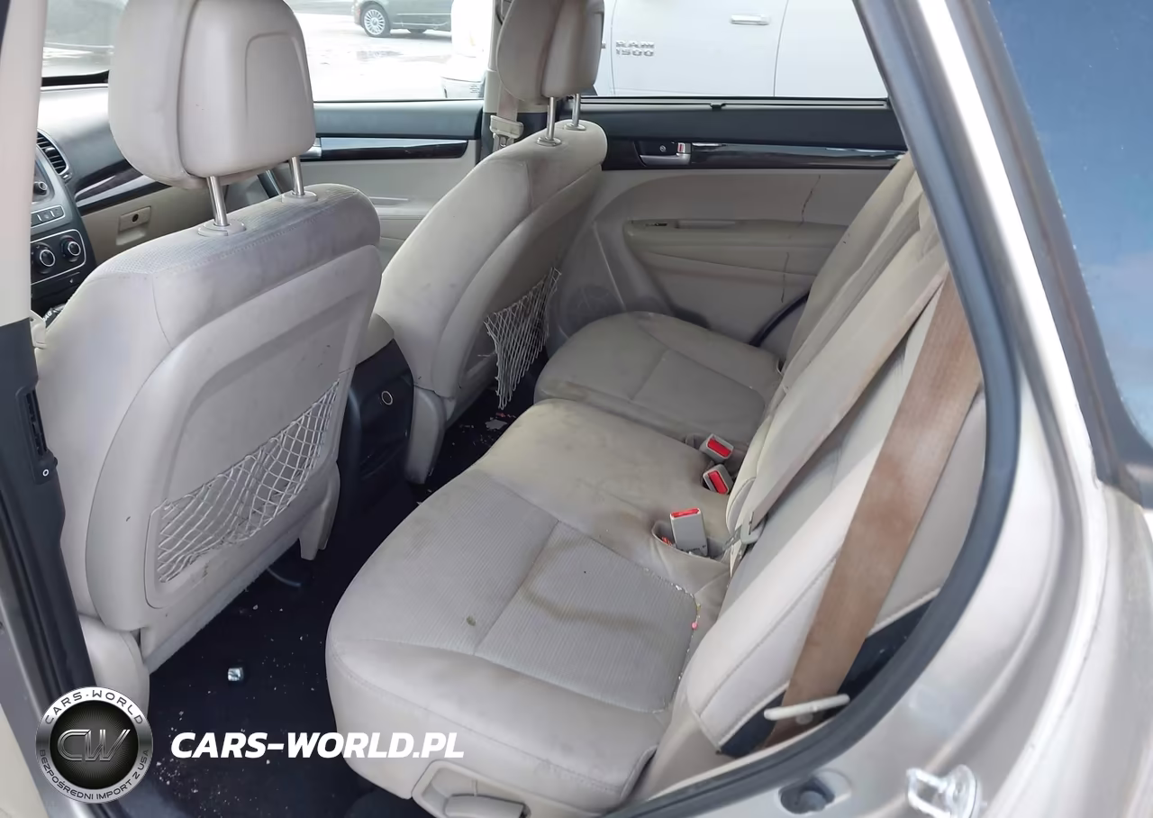 2014 Kia Sorento Lx VIN:5XYKT4A65EG513563 - 8
