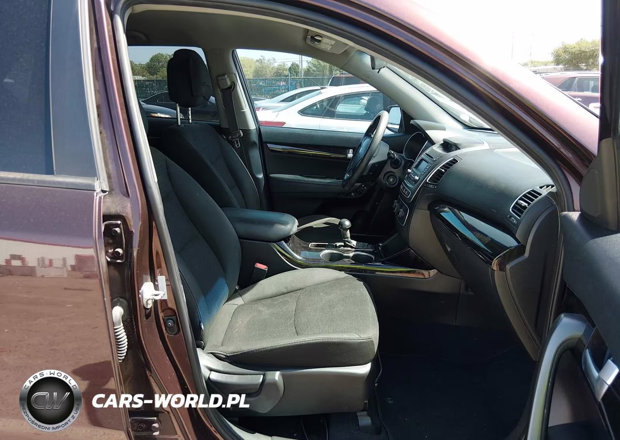 2014 Kia Sorento Lx VIN:5XYKT3A69EG487513 - 5