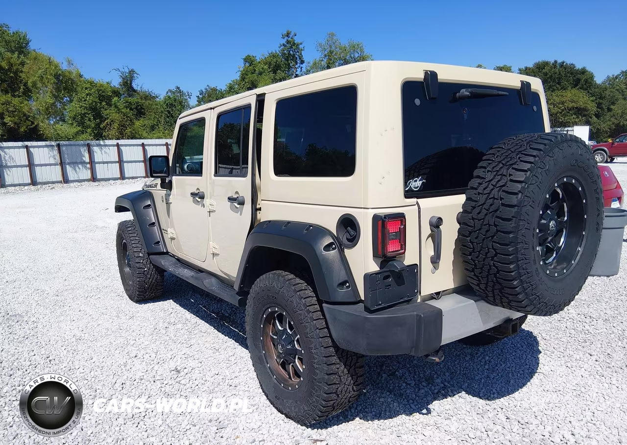 2011 Jeep Wrangler Unlimited Sahara VIN:1J4HA5H18BL603980 - 3