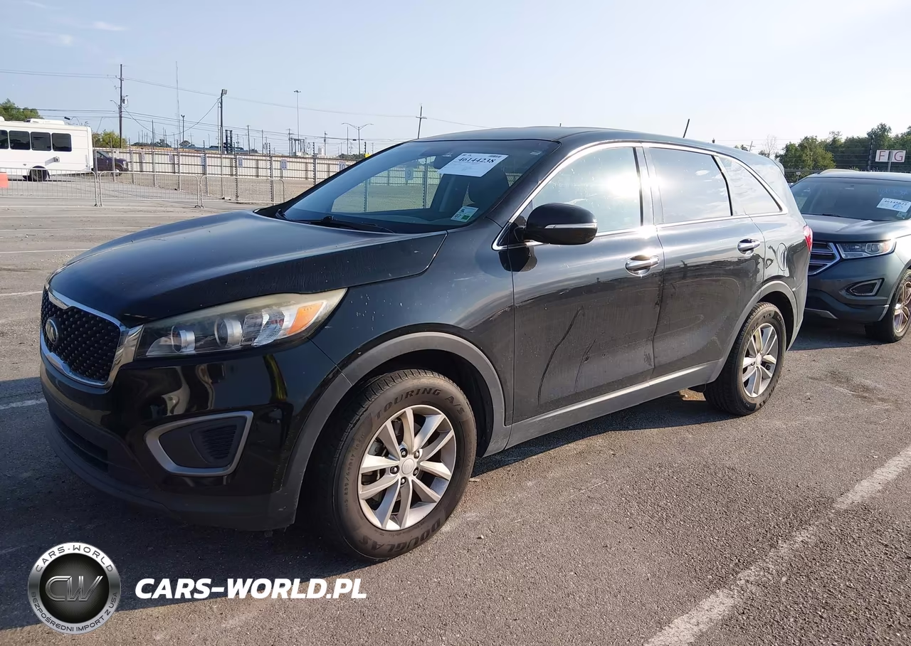 2016 Kia Sorento 2.4L L VIN:5XYPG4A37GG028215 - 2