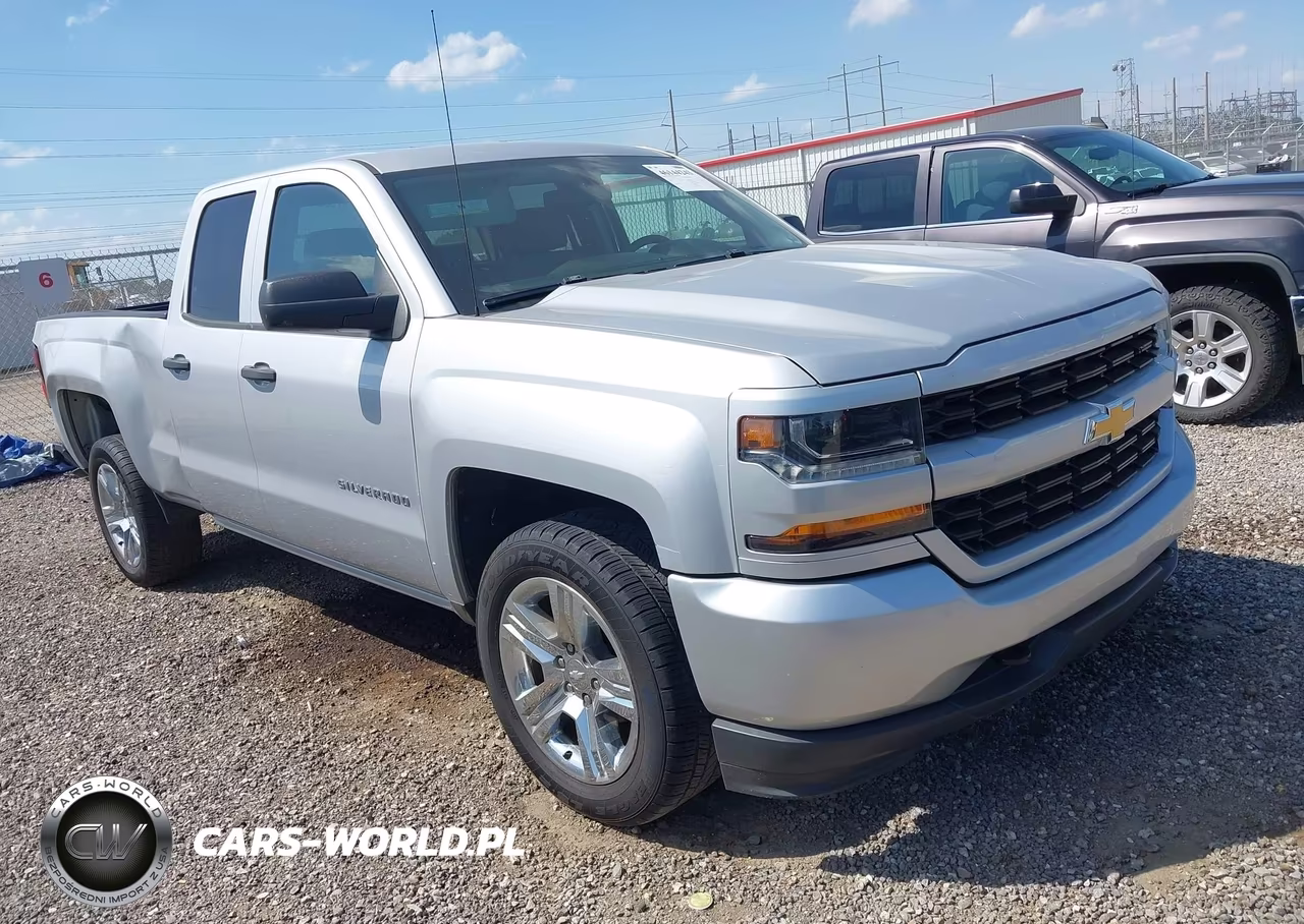 2017 Chevrolet Silverado 1500 Custom