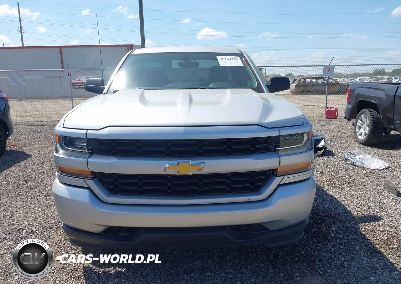 2017 Chevrolet Silverado 1500 Custom VIN:1GCRCPEC4HZ343511 - 11