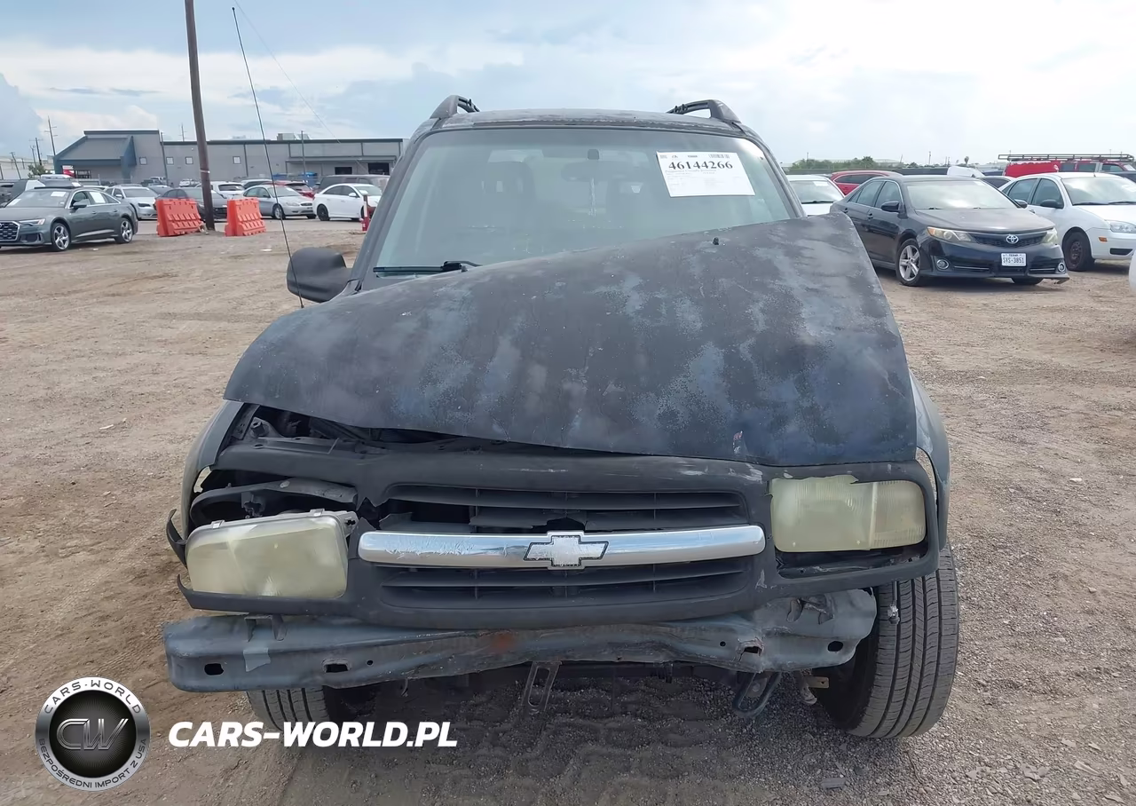 2003 Chevrolet Tracker Hard Top Base VIN:2CNBE13C236943410 - 13