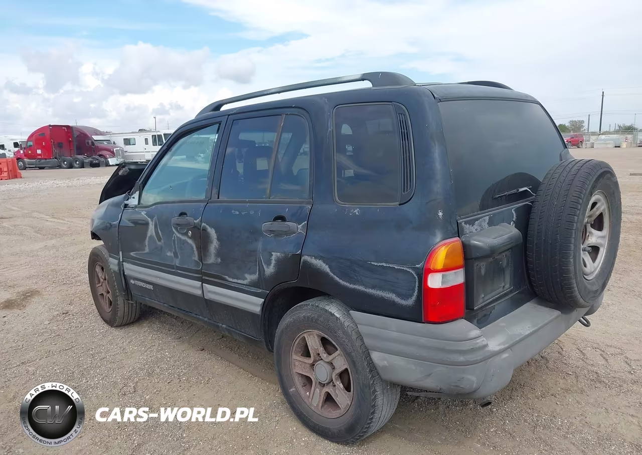 2003 Chevrolet Tracker Hard Top Base VIN:2CNBE13C236943410 - 3