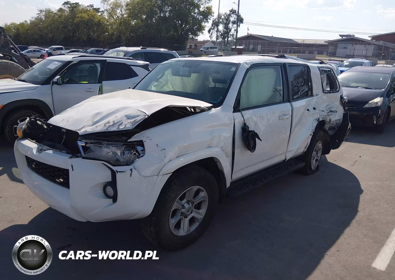2018 Toyota 4Runner Sr5 VIN:JTEZU5JR4J5174952 - 2