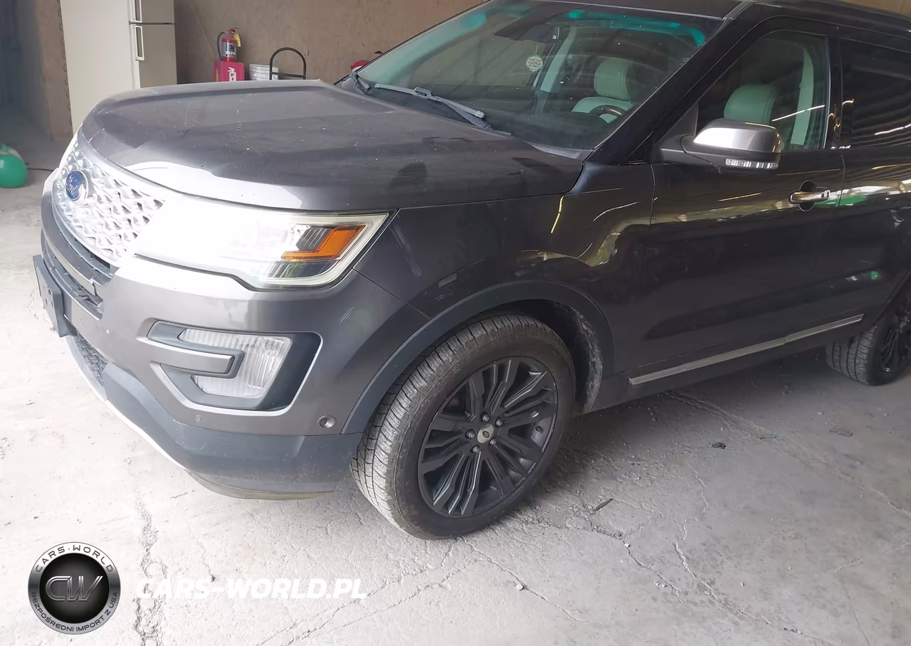 2016 Ford Explorer Platinum VIN:1FM5K8HT6GGB25952 - 2