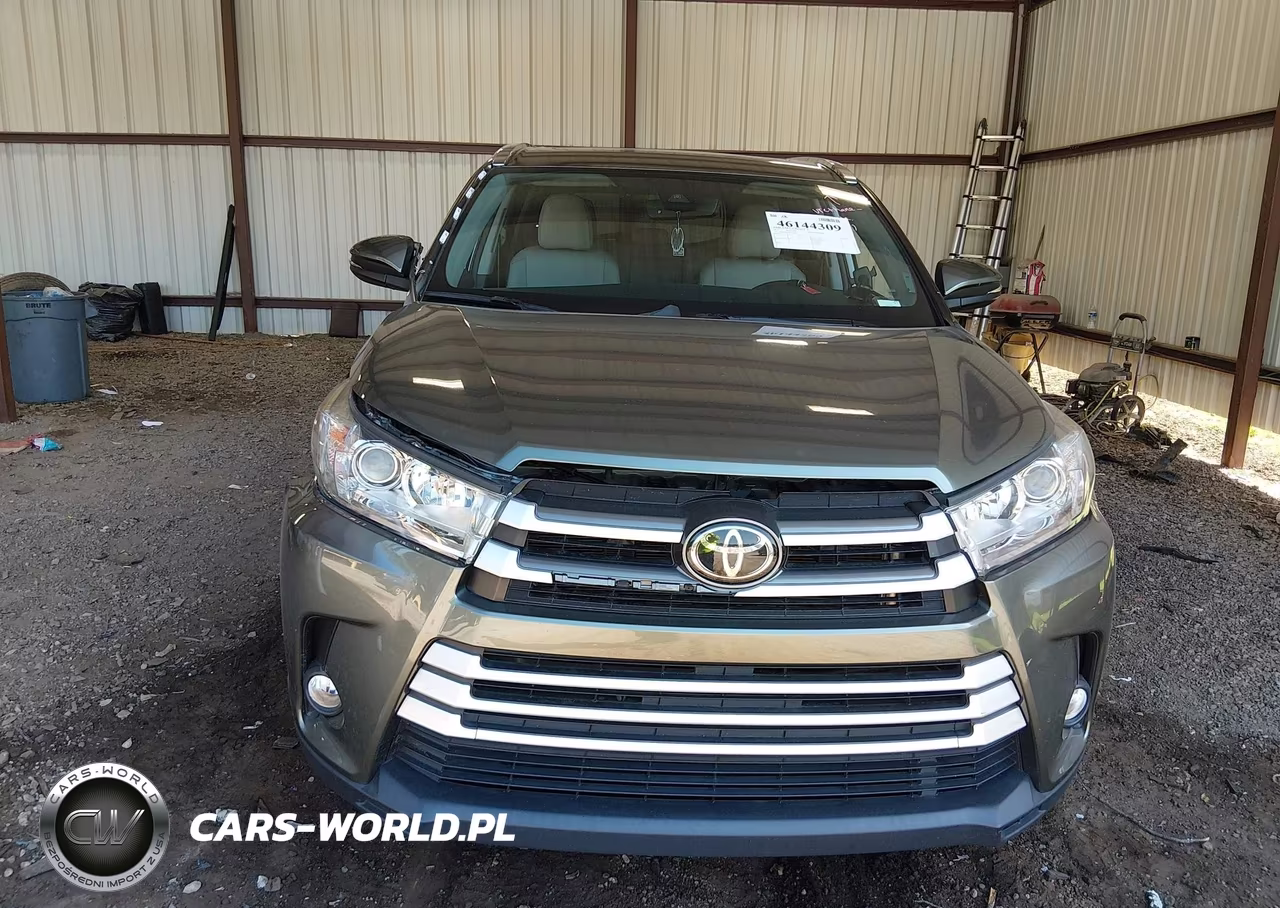 2019 Toyota Highlander Xle VIN:5TDKZRFH0KS338465 - 13
