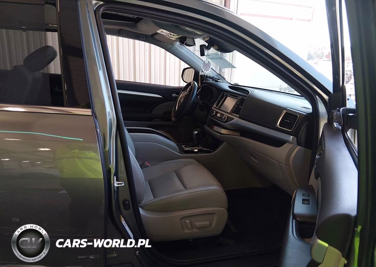 2019 Toyota Highlander Xle VIN:5TDKZRFH0KS338465 - 5