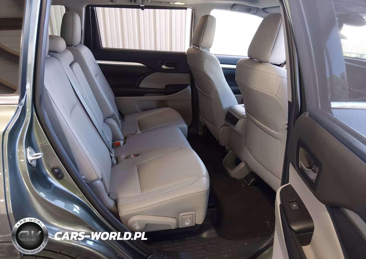 2019 Toyota Highlander Xle VIN:5TDKZRFH0KS338465 - 8