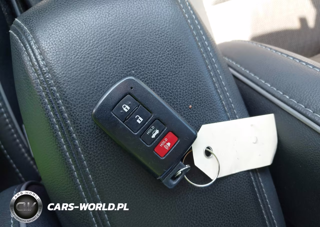 2014 Toyota Corolla S Plus VIN:2T1BURHE7EC117976 - 11