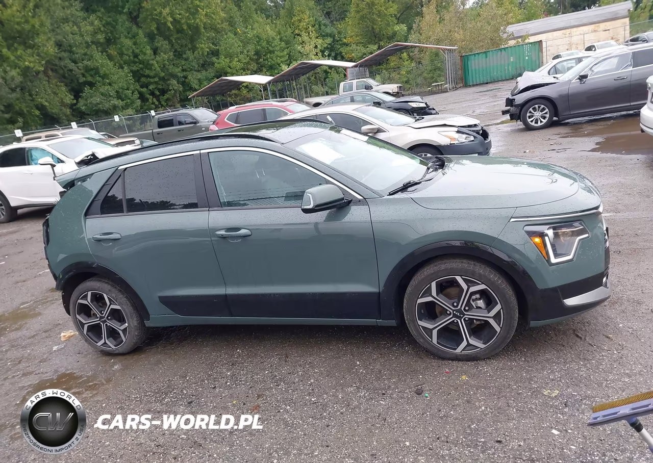2023 Kia Niro Ex Touring VIN:KNDCR3LE8P5115390 - 14