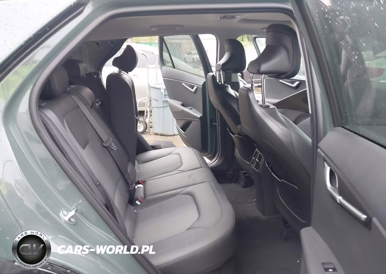 2023 Kia Niro Ex Touring VIN:KNDCR3LE8P5115390 - 8