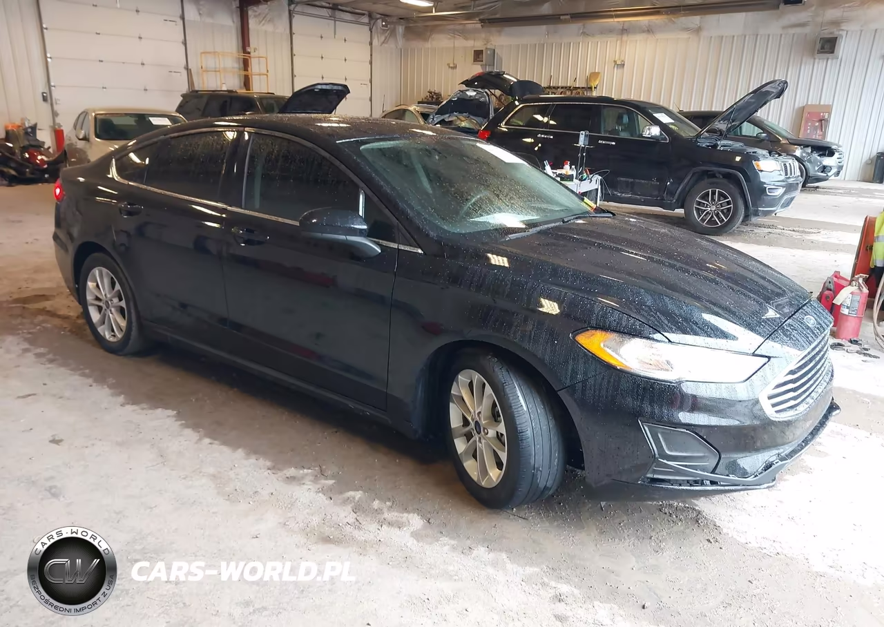 2020 Ford Fusion Se