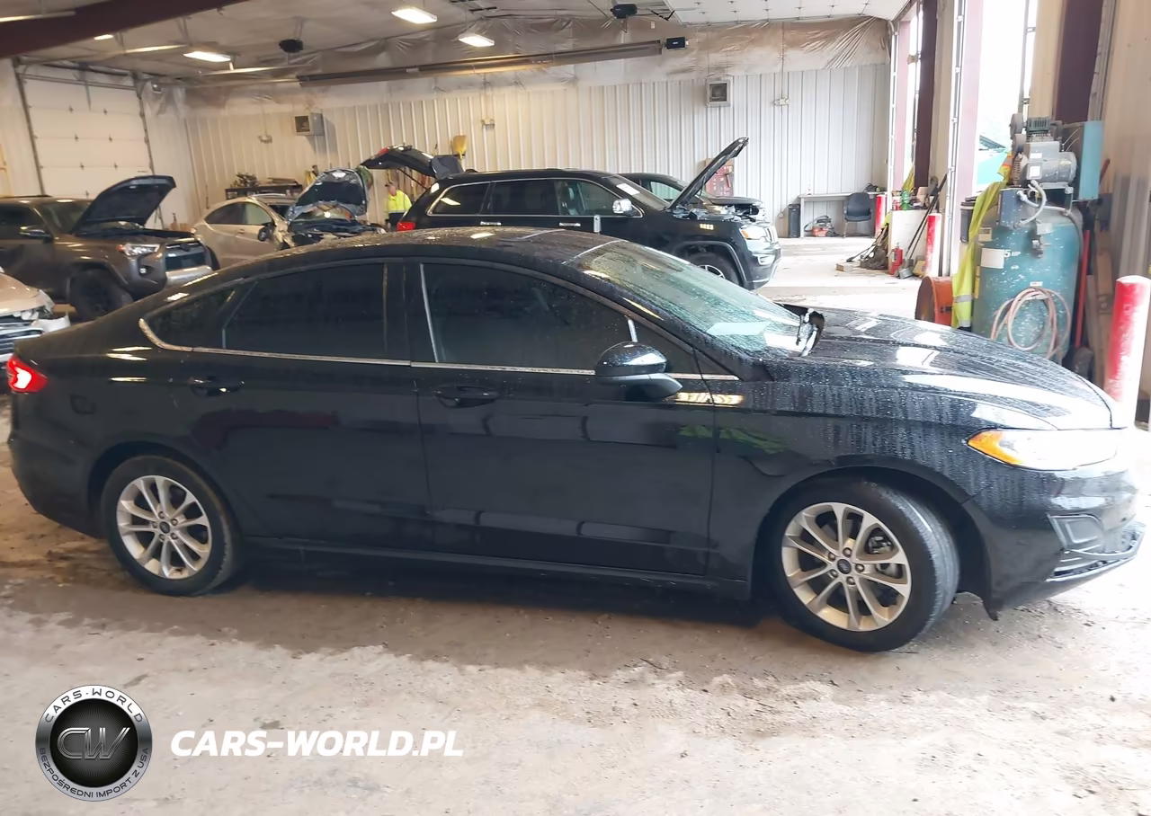 2020 Ford Fusion Se VIN:3FA6P0HD3LR108619 - 13
