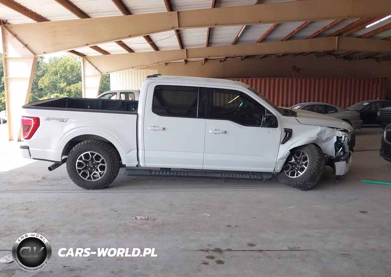 2023 Ford F-150 Xlt VIN:1FTFW1E51PFB56736 - 13