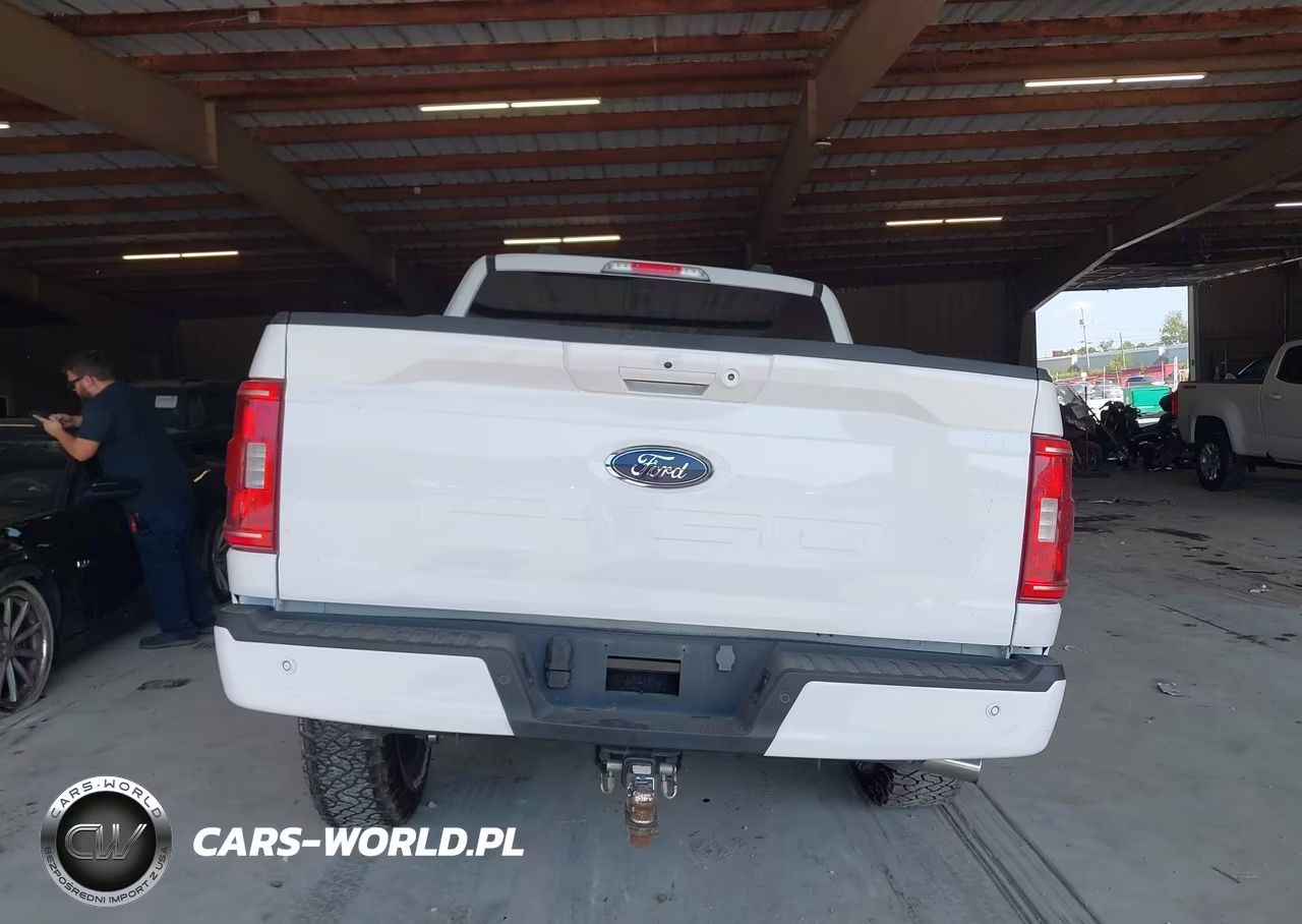 2023 Ford F-150 Xlt VIN:1FTFW1E51PFB56736 - 16