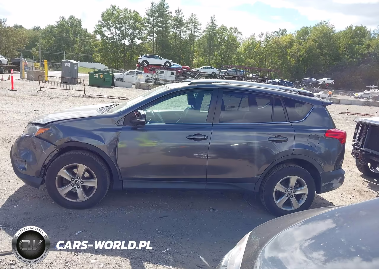 2015 Toyota Rav4 Xle VIN:2T3RFREV7FW341396 - 14