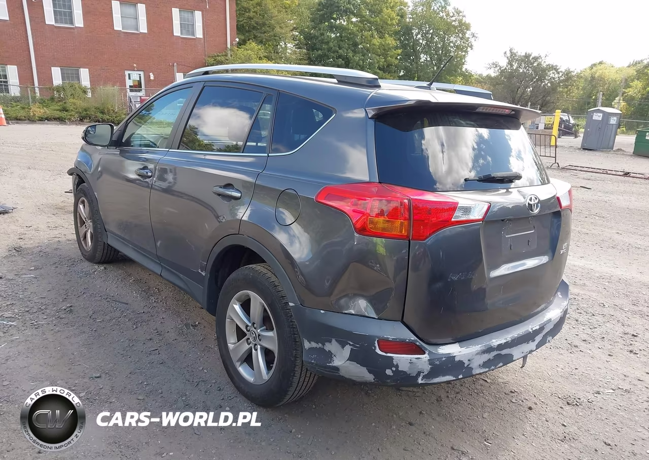 2015 Toyota Rav4 Xle VIN:2T3RFREV7FW341396 - 3
