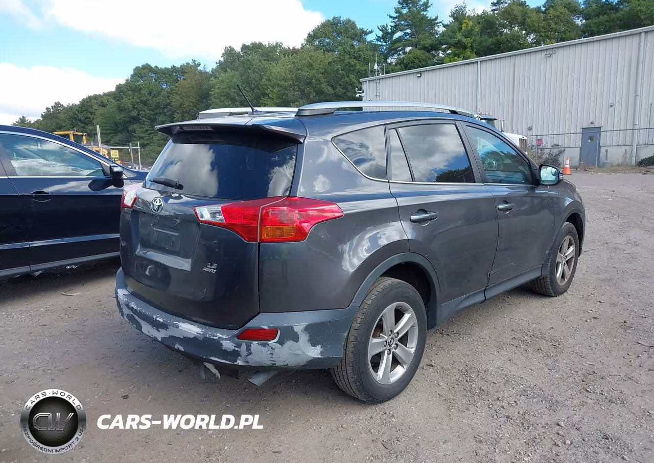 2015 Toyota Rav4 Xle VIN:2T3RFREV7FW341396 - 4