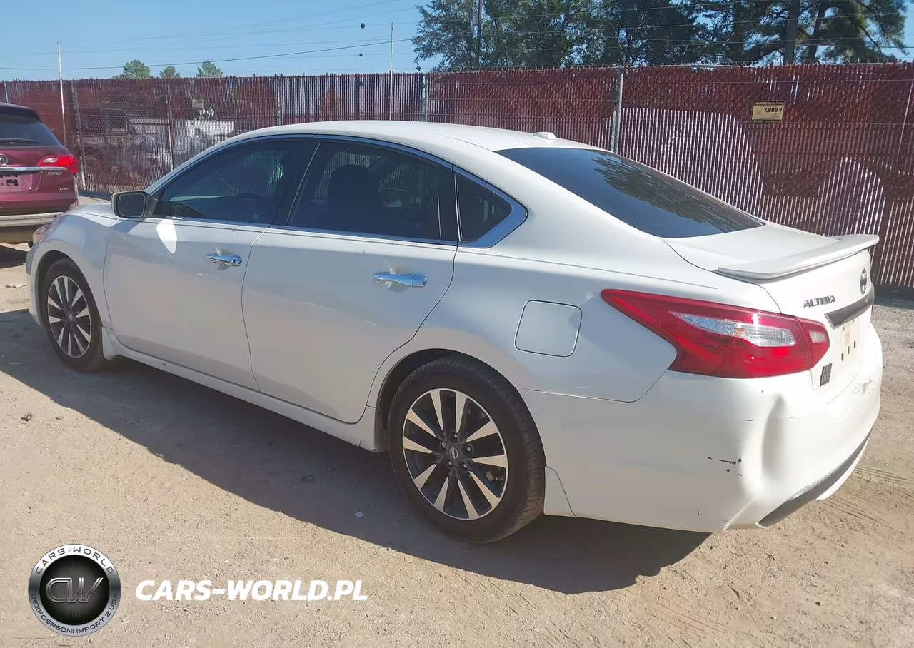 2017 Nissan Altima 2.5 Sv VIN:1N4AL3AP4HC165624 - 3