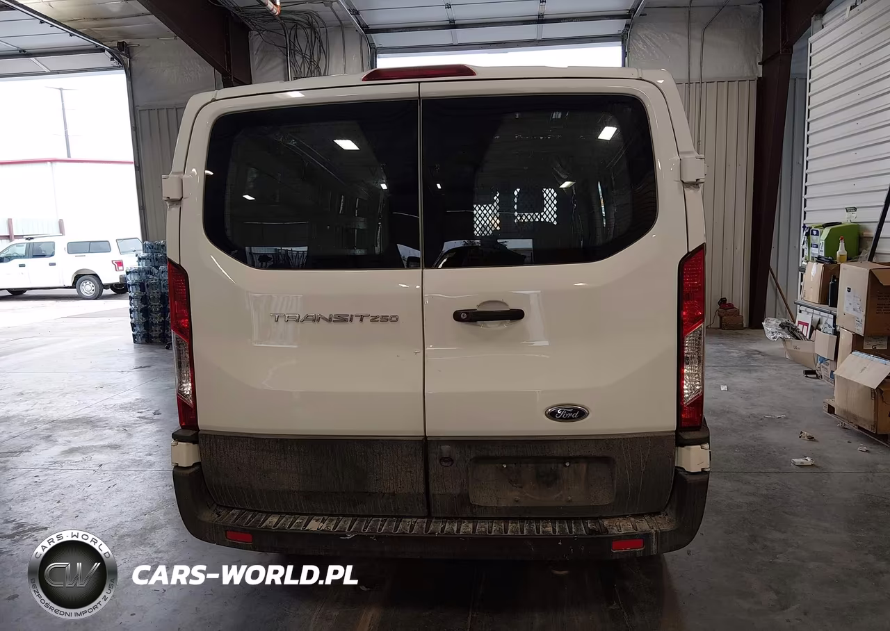 2022 Ford Transit-250 VIN:1FTBR1Y82NKA38632 - 16