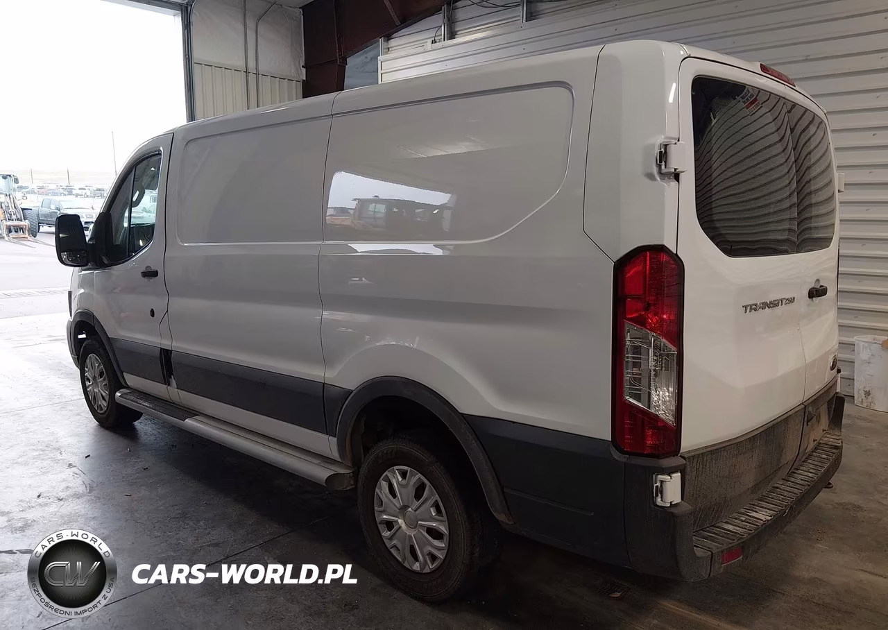 2022 Ford Transit-250 VIN:1FTBR1Y82NKA38632 - 3